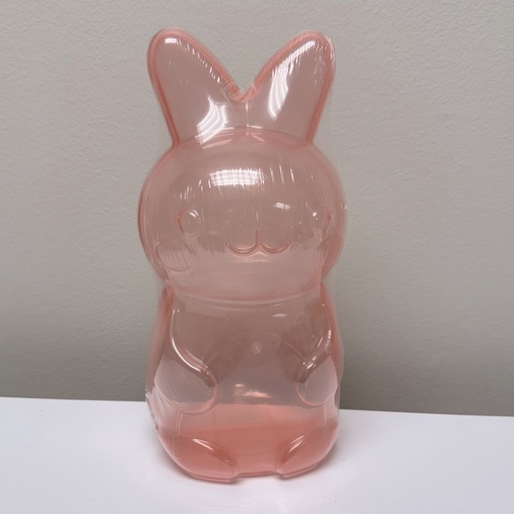 New Target Bullseye Playground Plastic Pink Bunny Vessel, Easter basket - Picture 1 of 3